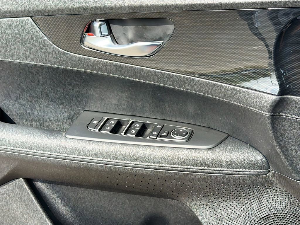 Used 2023 Kia Forte GT-Line w/ GT-Line Premium Package image 21