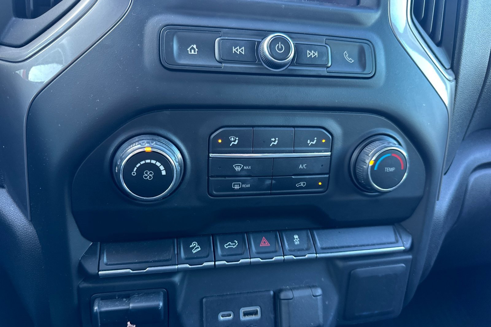 Used 2021 Chevrolet Silverado 1500 Custom Trail Boss w/ Midnight Edition image 26