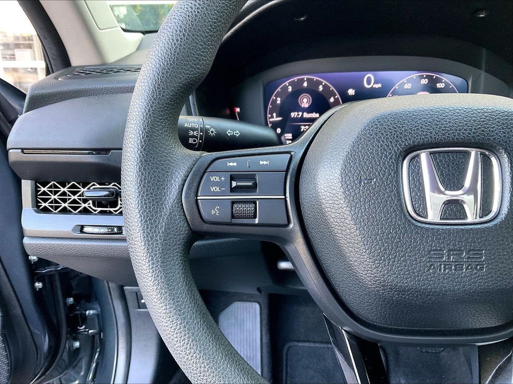 Used 2023 Honda Accord LX image 22