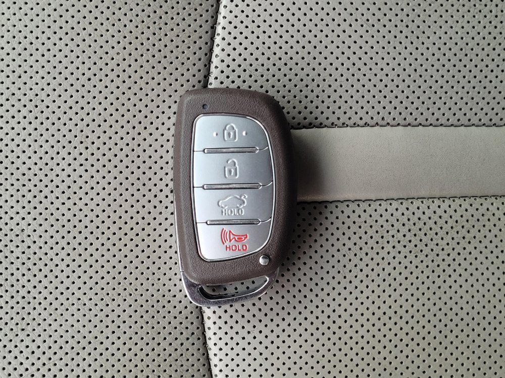 Used 2018 Hyundai Sonata Limited image 32