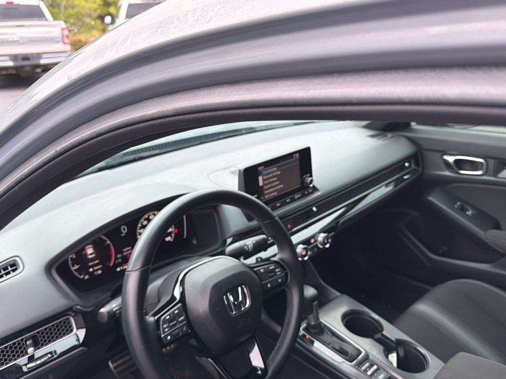 Used 2025 Honda Civic Sport image 8