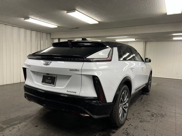 New 2026 Cadillac Lyriq Sport w/ LPO, Floor Liner Package AWD/4WD image 5
