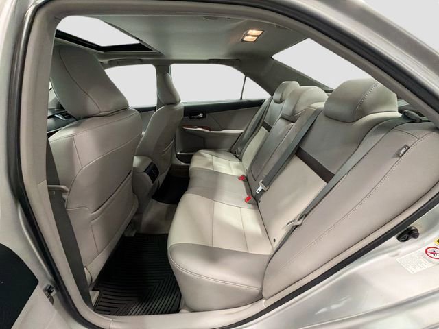 Used 2012 Toyota Camry XLE image 18