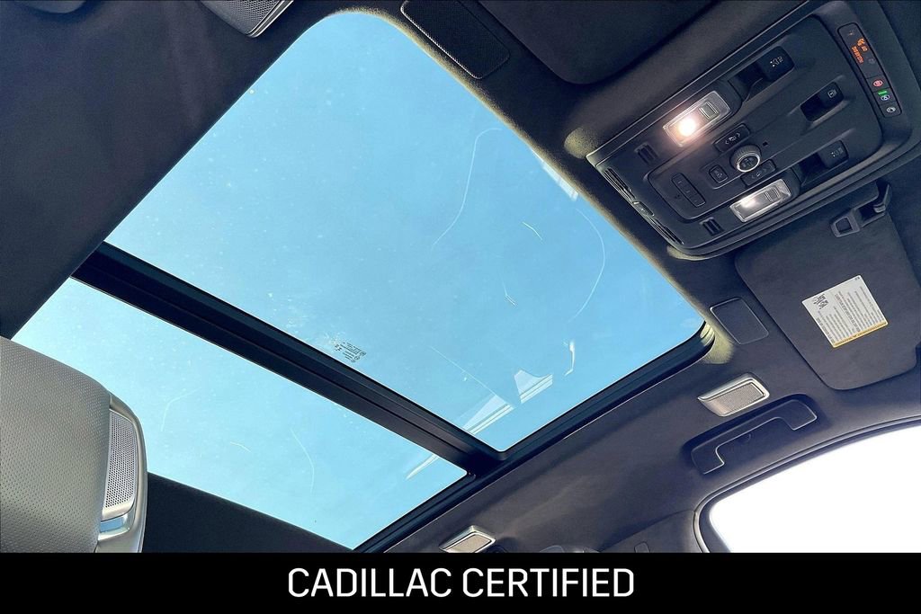 Certified 2024 Cadillac Escalade ESV V w/ Heavy-Duty Trailer Package image 13