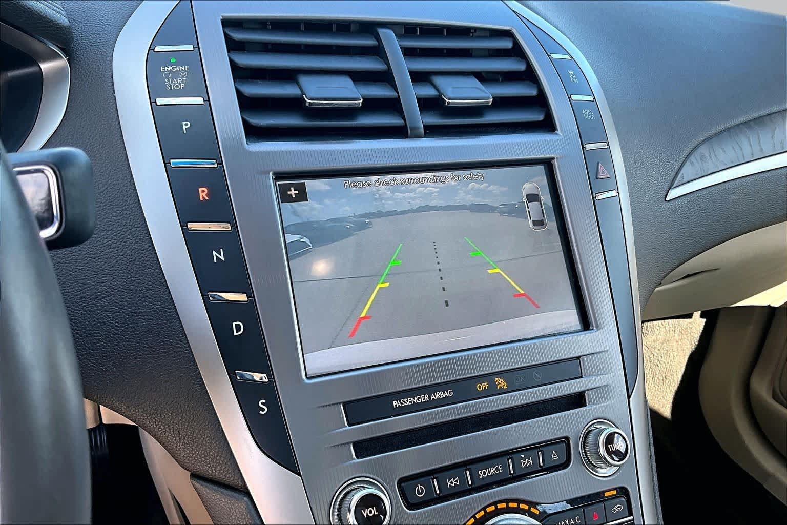 Used 2017 Lincoln MKZ Reserve FWD image 25