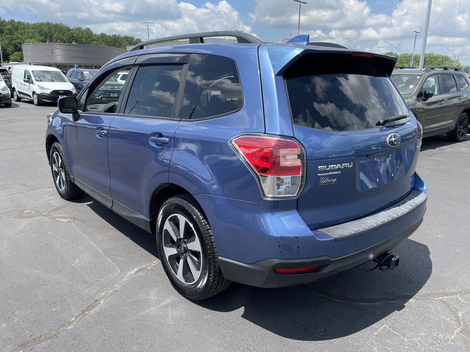 Used 2018 Subaru Forester 2.5i Premium AWD/4WD image 3