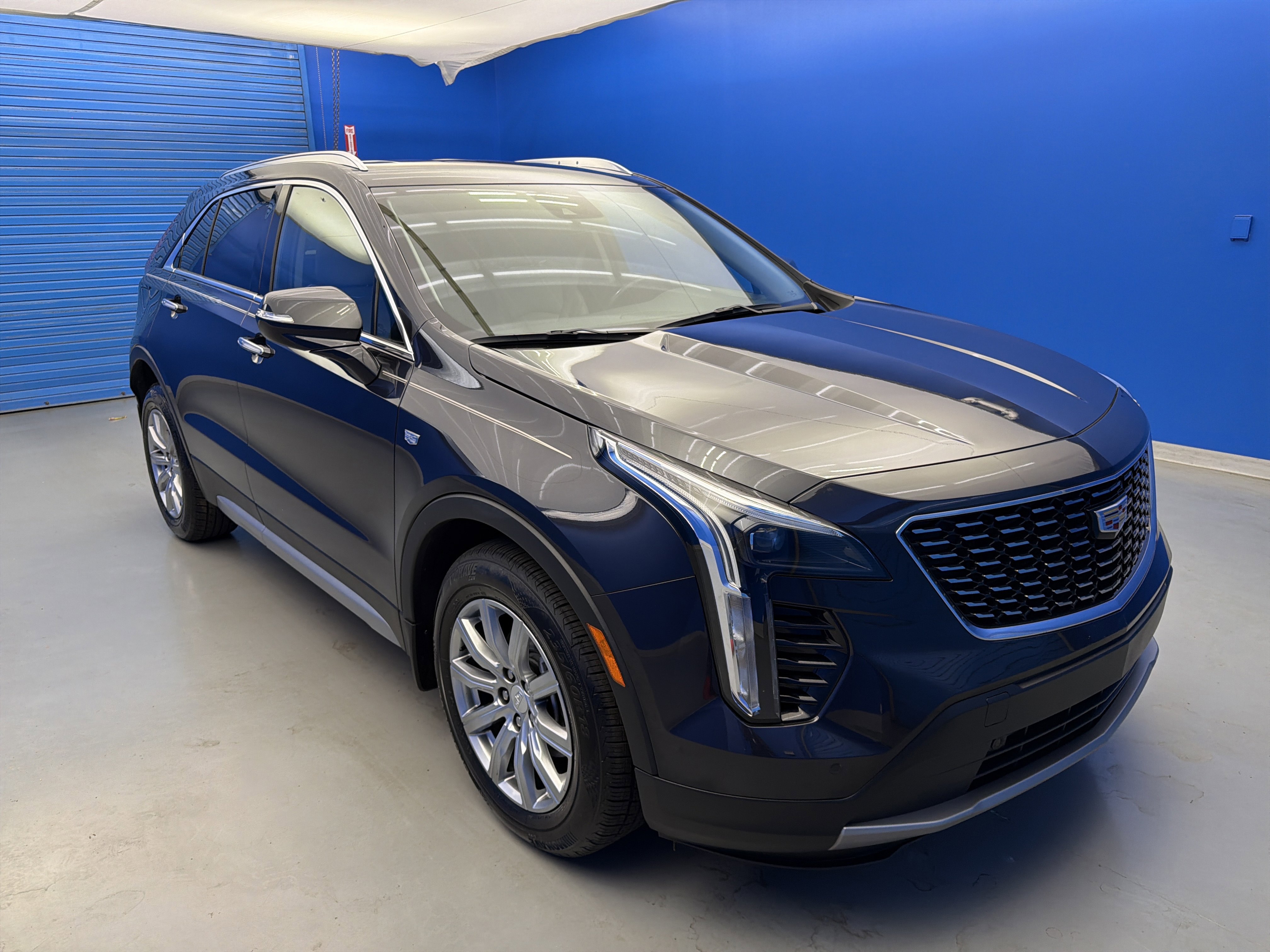 Used 2023 Cadillac XT4 Premium Luxury w/ Cold Weather Package AWD/4WD image 2