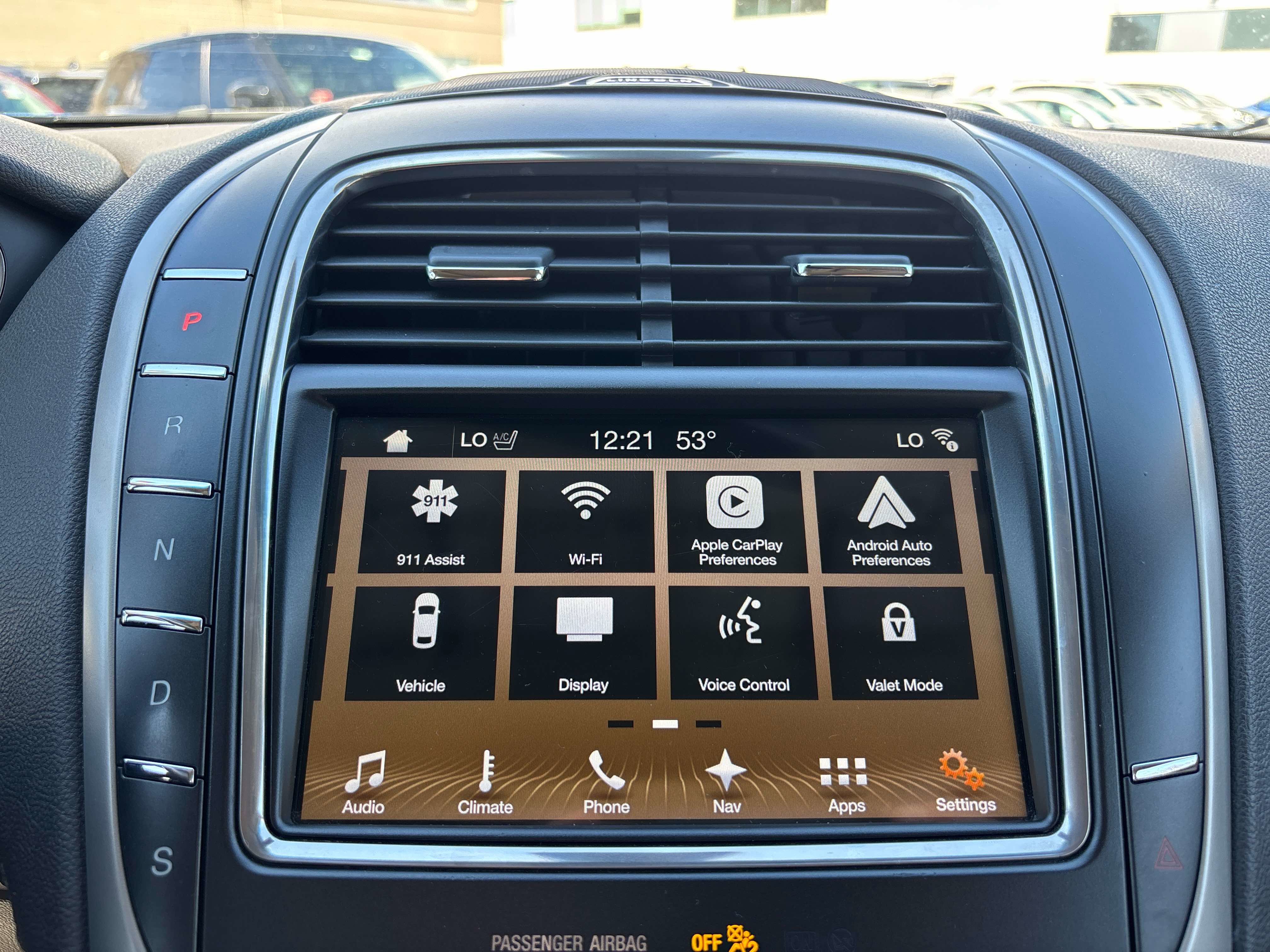 Used 2017 Lincoln MKX Reserve image 23
