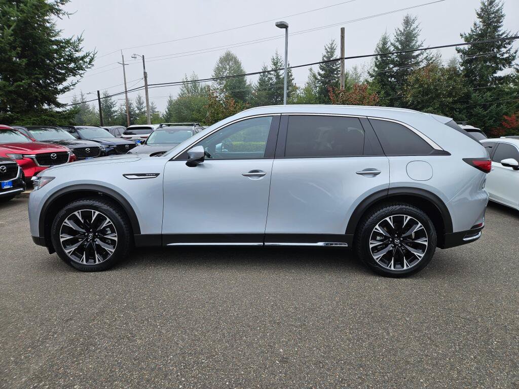 Certified 2024 MAZDA CX-90 Plug-In Hybrid w/ Premium Plus AWD/4WD image 2