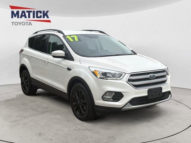 Used 2017 Ford Escape SE w/ Equipment Group 201A