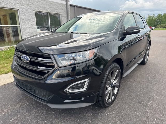 Used 2016 Ford Edge Sport w/ Equipment Group 401A AWD/4WD image 3