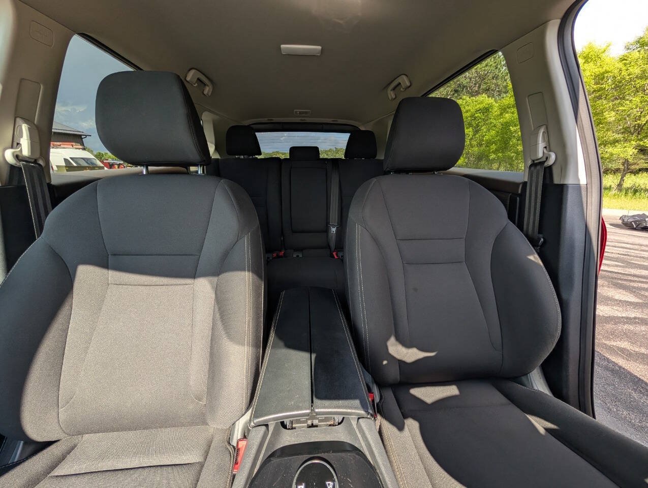 Used 2023 Nissan Rogue S AWD/4WD image 11