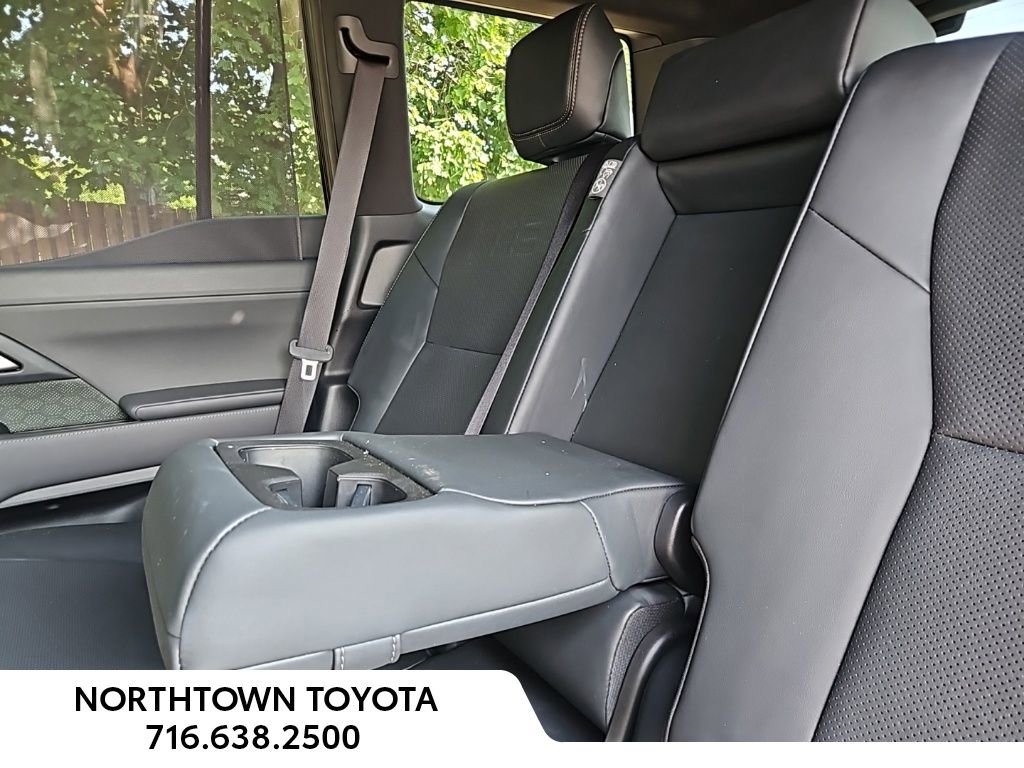 Used 2024 Lexus GX 550 image 20