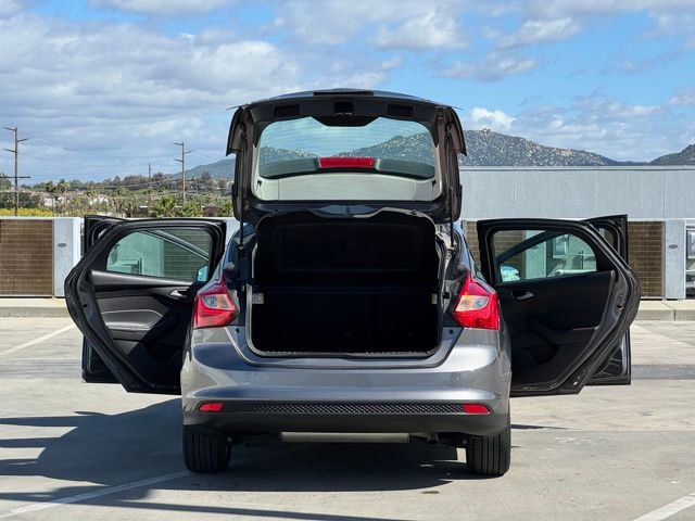 Used 2014 Ford Focus SE FWD image 27