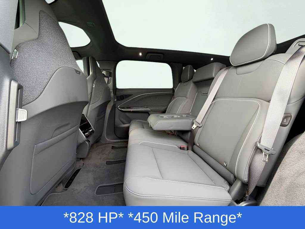 Used 2026 Lucid Gravity Grand Touring AWD/4WD image 20