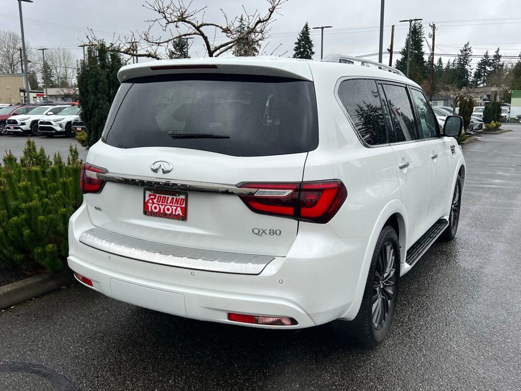Used 2024 INFINITI QX80 Sensory image 7