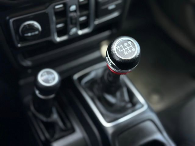 Used 2022 Jeep Wrangler Unlimited Sport image 11