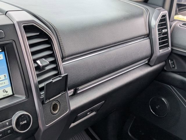 Used 2018 Ford Expedition Max Platinum image 27