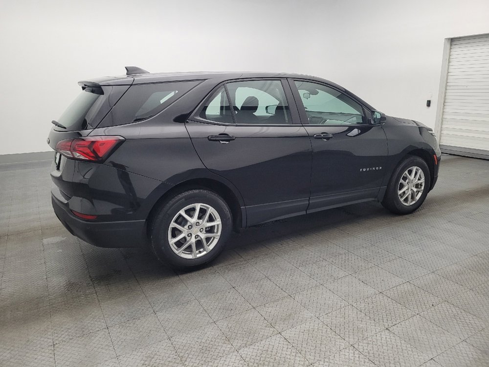 Used 2024 Chevrolet Equinox LS w/ Driver Confidence II Package image 10