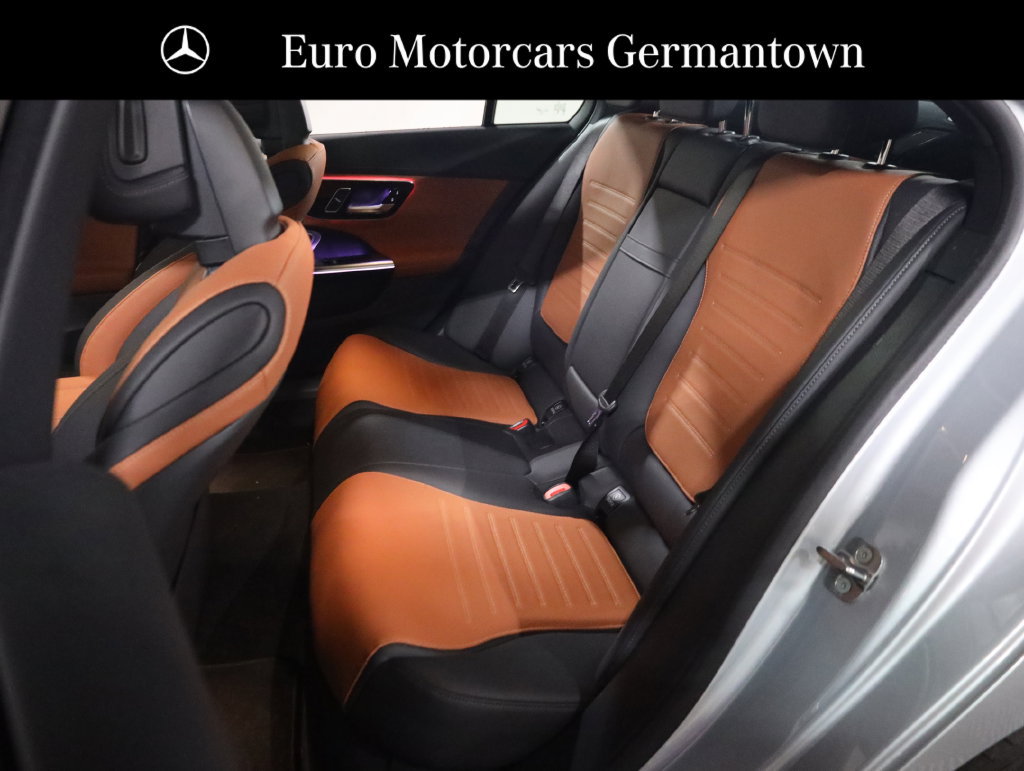 Used 2026 Mercedes-Benz C 300 4MATIC Sedan image 28