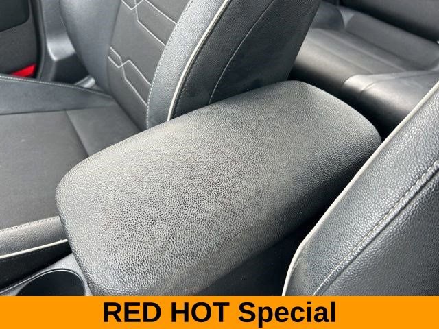 Used 2023 Kia Forte GT-Line image 35