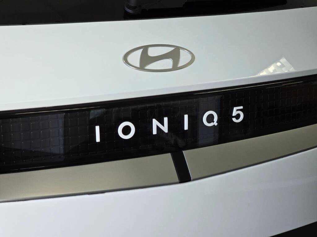 New 2026 Hyundai Ioniq 5 SEL image 14
