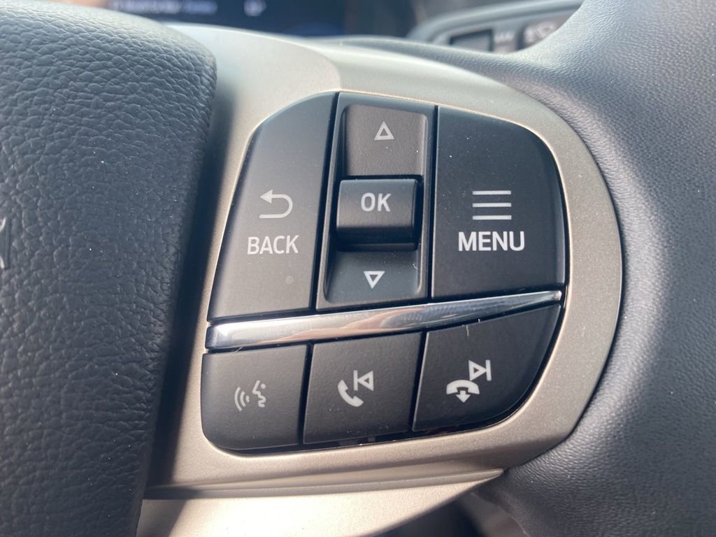 New 2025 Ford Explorer Active image 34