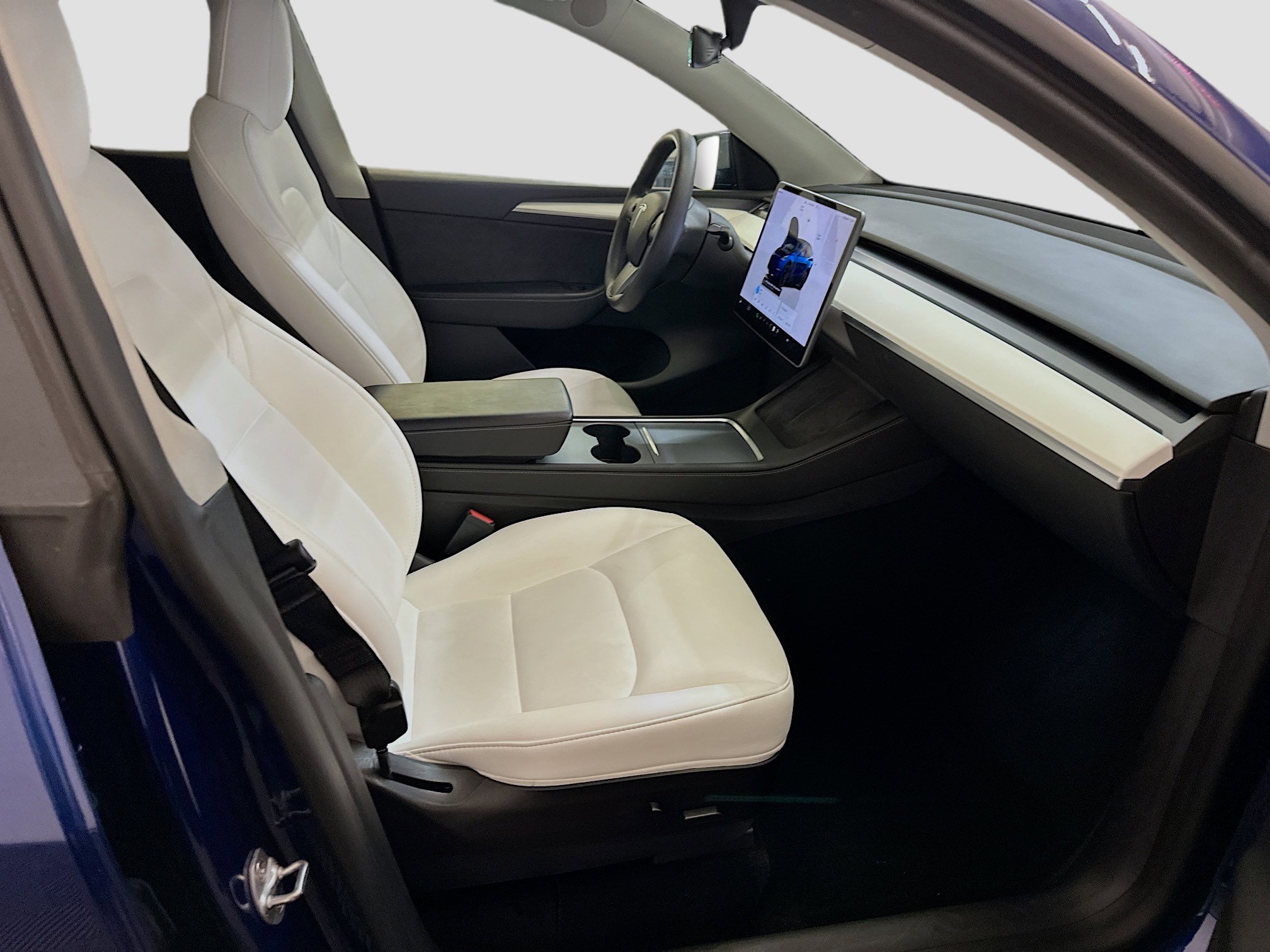 Used 2023 Tesla Model Y Performance image 34