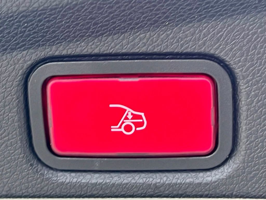 Certified 2020 Mercedes-Benz E 450 4MATIC Cabriolet image 61