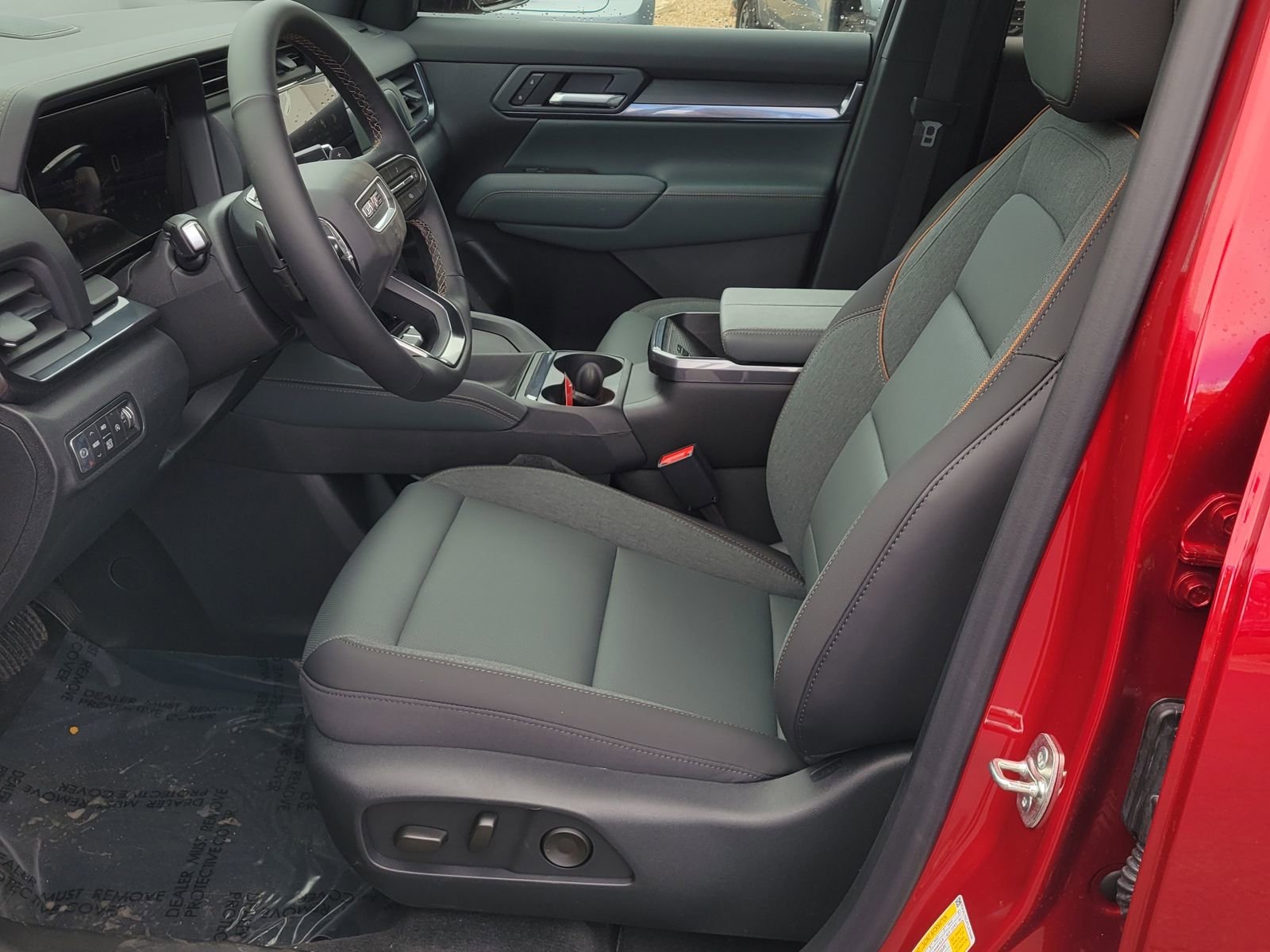 New 2026 GMC Terrain AT4 AWD/4WD image 9