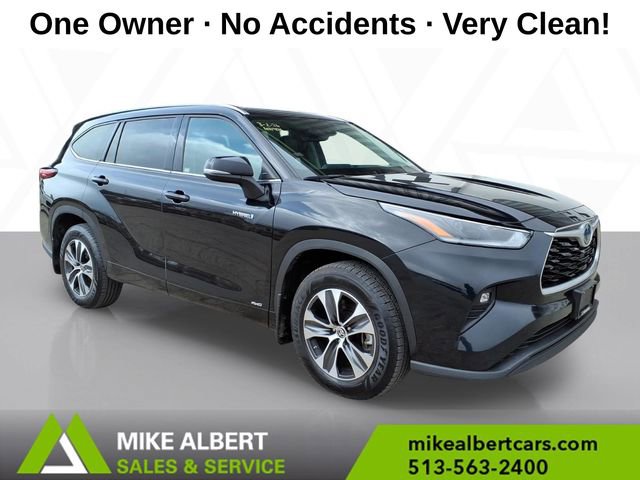 Used 2021 Toyota Highlander XLE