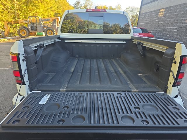Used 2024 Nissan Frontier SV w/ SV Convenience Package AWD/4WD image 23