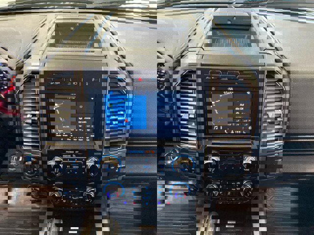 Used 2018 Ford F150 Raptor w/ Equipment Group 802A Luxury image 23