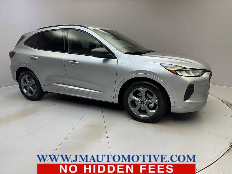 Used 2023 Ford Escape ST-Line w/ Tech Pack #1 image 7