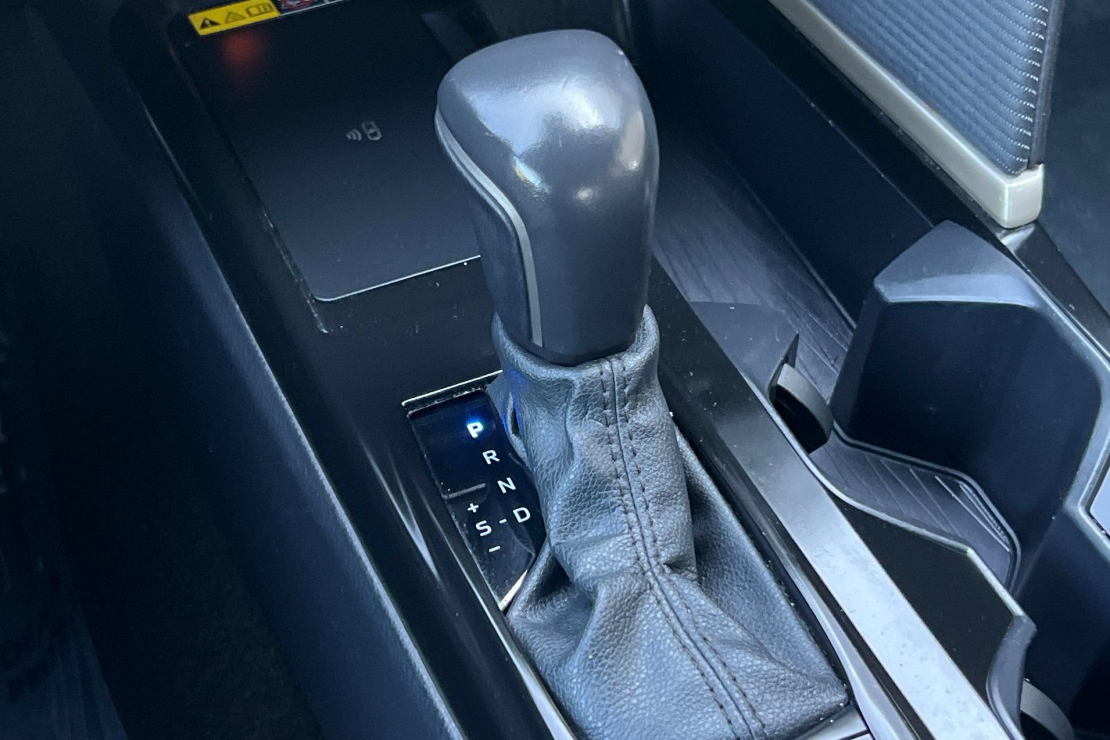 Certified 2025 Toyota Camry SE FWD image 34