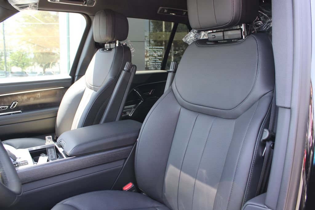 New 2026 Land Rover Range Rover SE AWD/4WD image 6