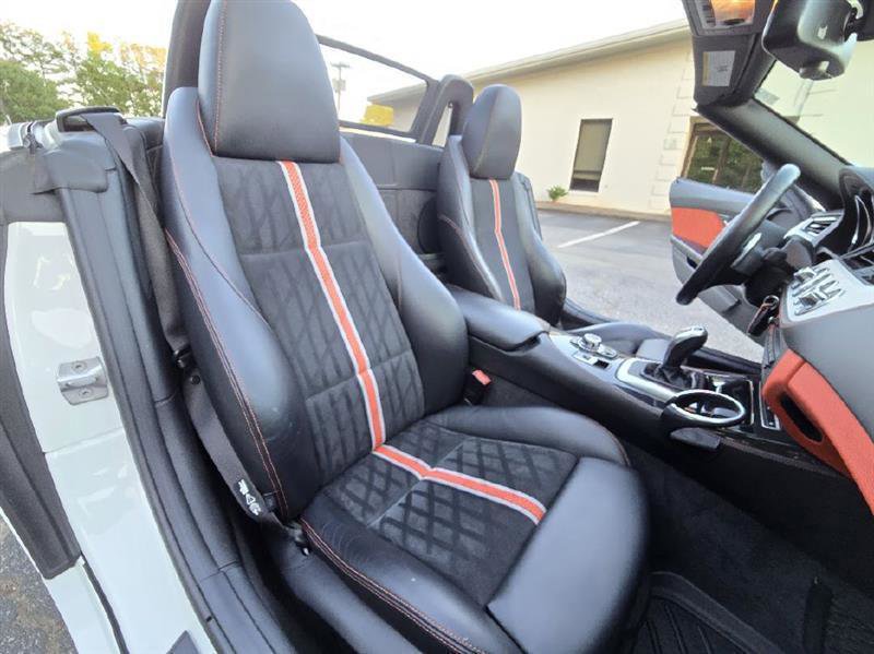 Used 2015 BMW Z4 sDrive35is RWD image 24