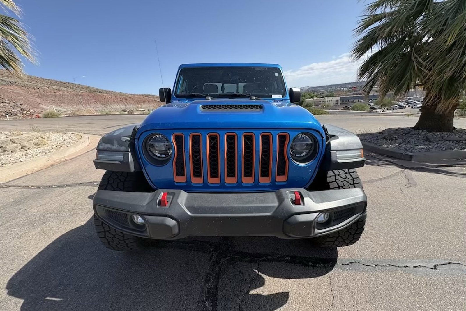 Used 2020 Jeep Gladiator Mojave AWD/4WD image 8