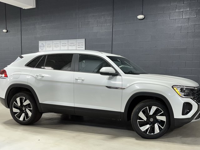 New 2026 Volkswagen Atlas Cross Sport SE AWD/4WD image 4