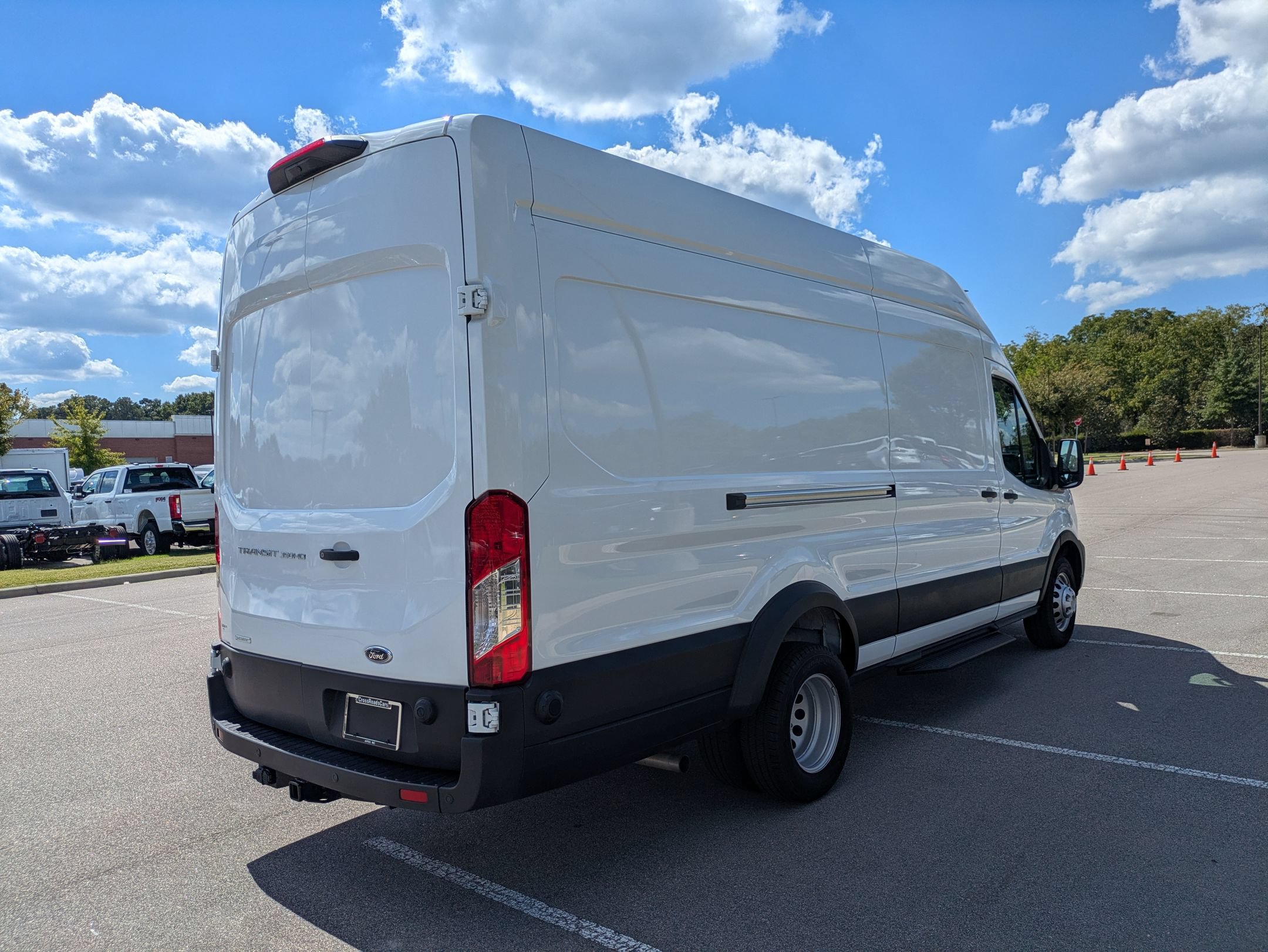 Used 2025 Ford Transit 350 148 High Roof Extended DRW RWD image 4