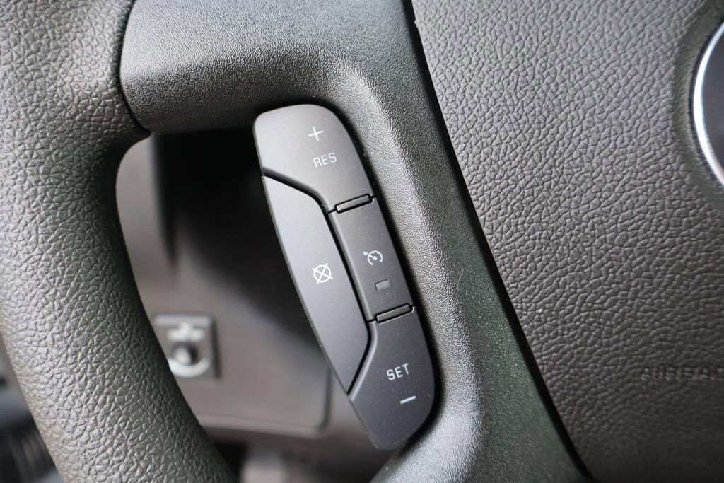 New 2025 Chevrolet Express 2500 w/ Driver Convenience Package image 12