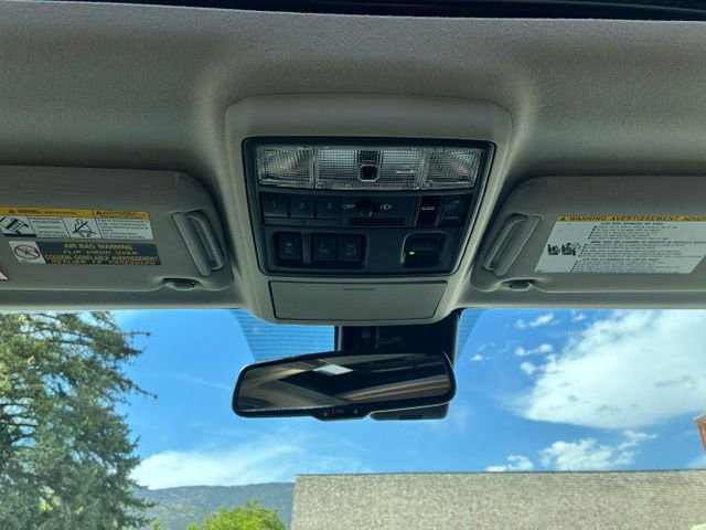 Used 2021 Toyota 4Runner SR5 Premium w/ Moonroof Package AWD/4WD image 17