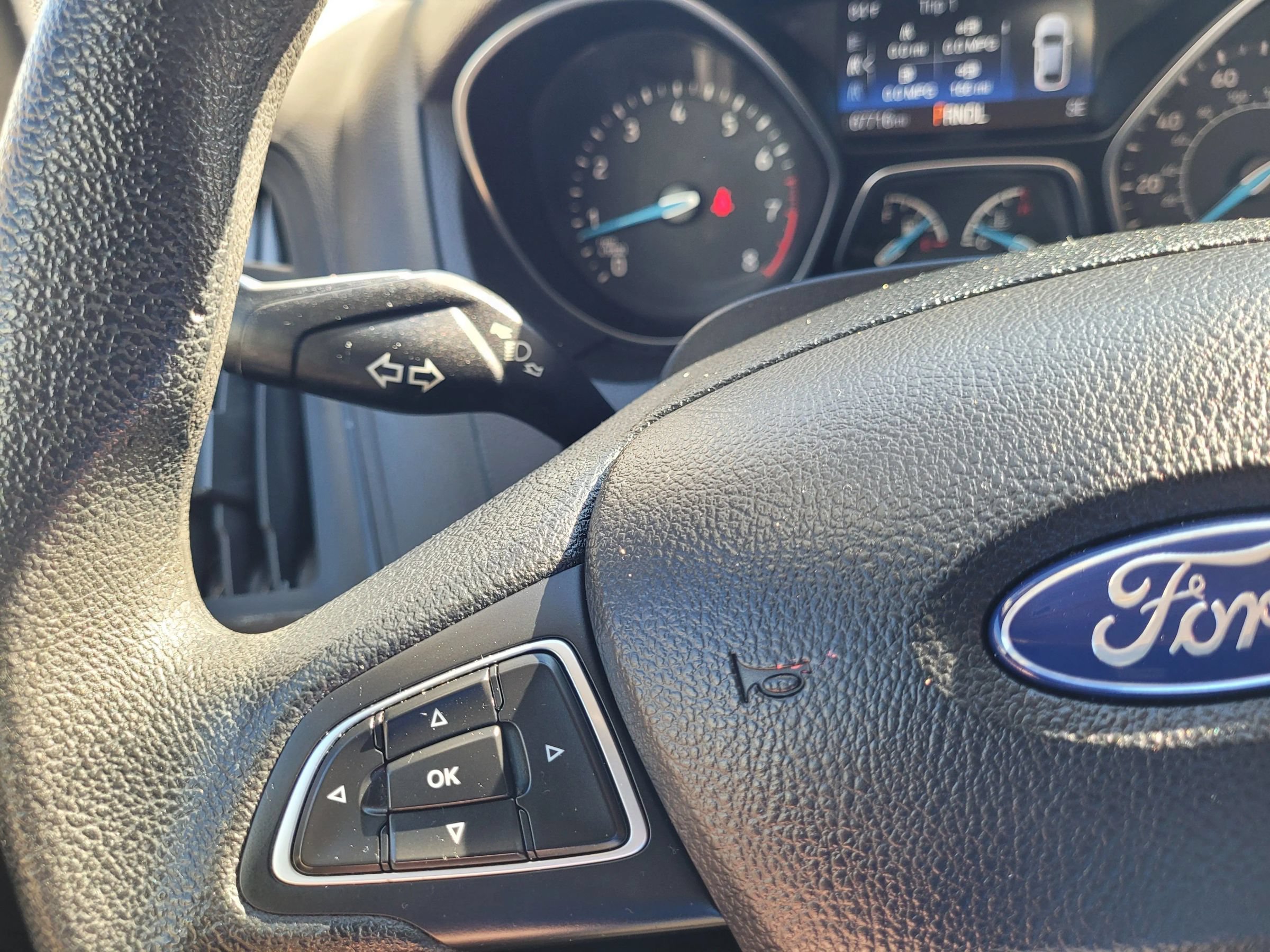 Used 2017 Ford Focus SE FWD image 29