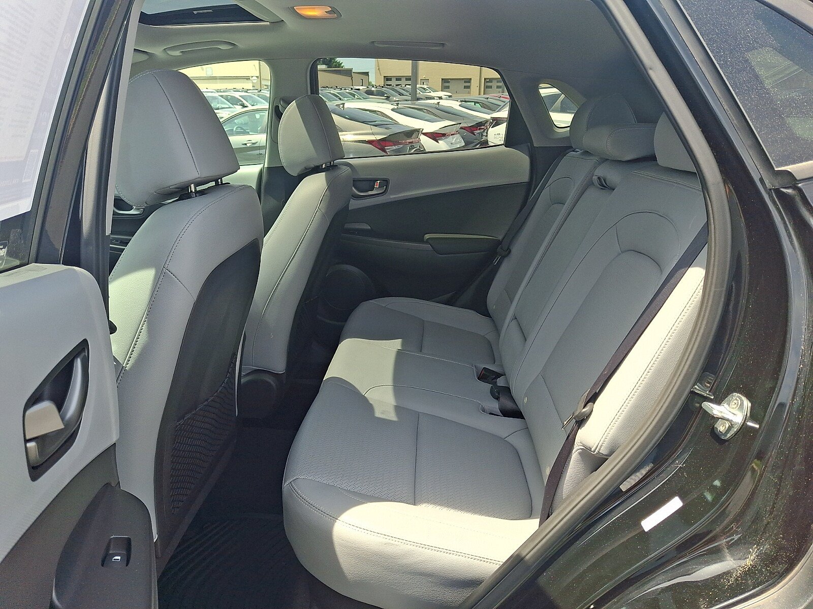 Used 2019 Hyundai Kona Limited w/ Cargo Package AWD/4WD image 11