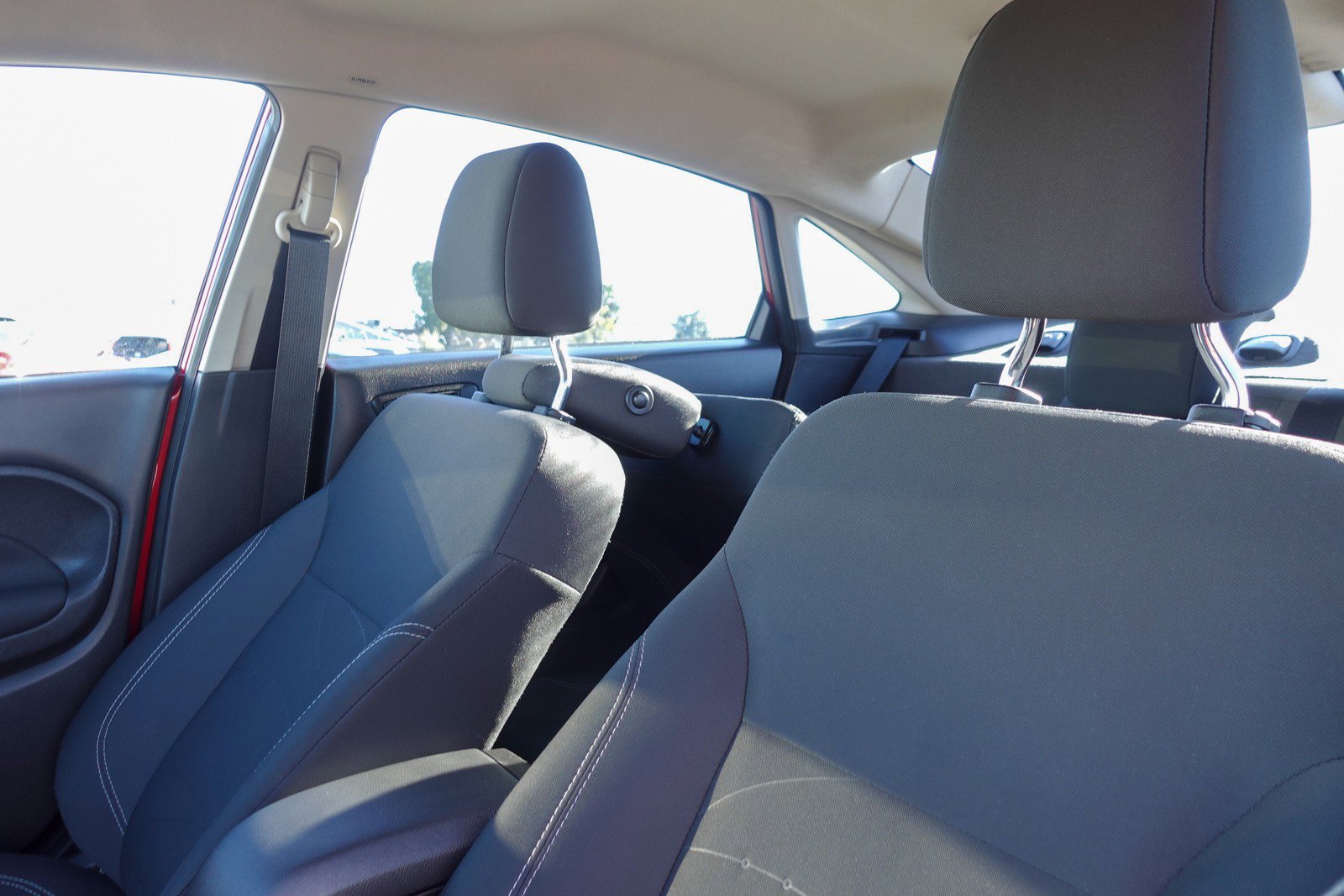 Used 2017 Ford Fiesta SE image 10