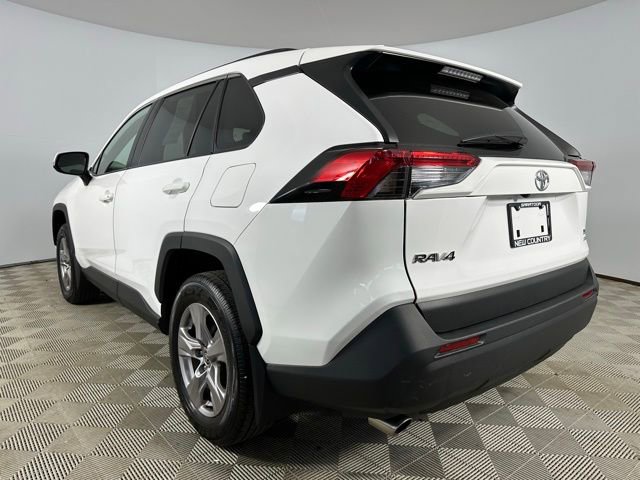 Used 2025 Toyota RAV4 XLE w/ Convenience Package image 5