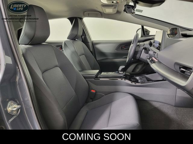 Used 2025 Toyota Prius LE image 17