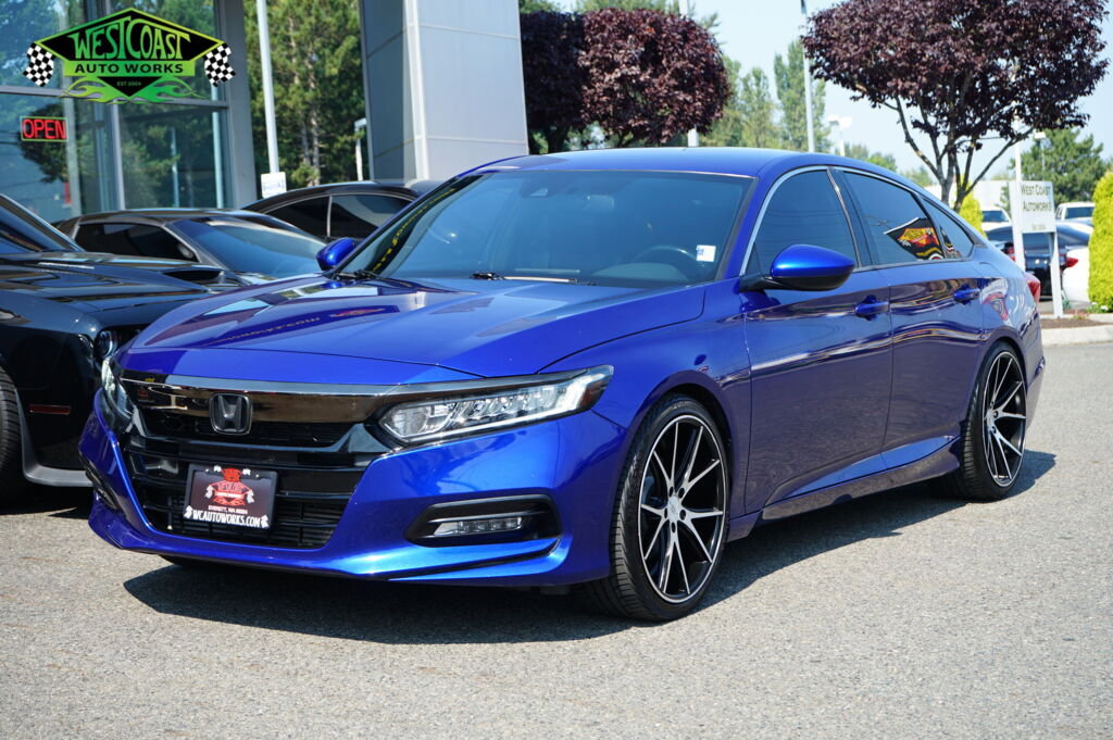 Used 2018 Honda Accord Sport image 1