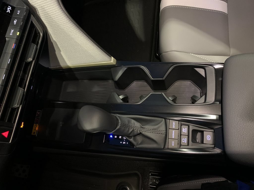 New 2026 Toyota Camry SE FWD image 22