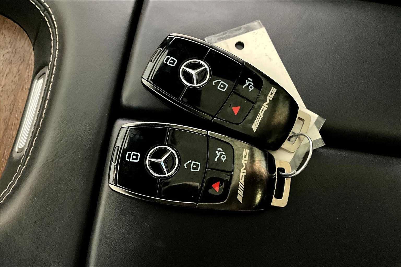 Certified 2021 Mercedes-Benz GLS 63 AMG 4MATIC image 15